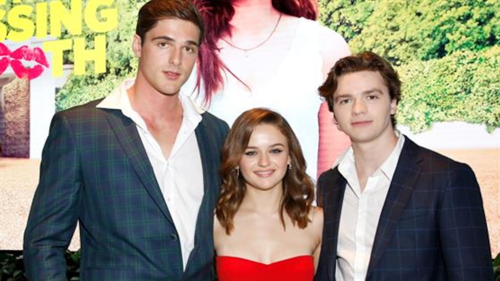 The Kissing Booth 3 Is Coming To Netflix In 2021 What We Know E Online